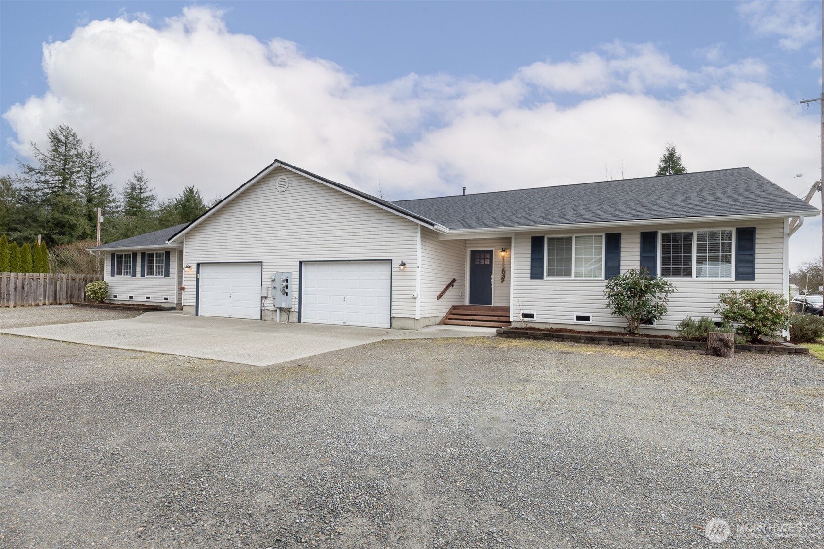 105 May Creek Road, Unit A Gold Bar, WA 98251 - Photo 2 of 27