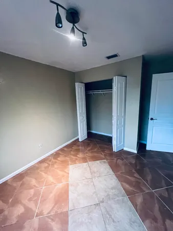$3,200 | 5033 Polaris Cove, Greenacres, FL 33463