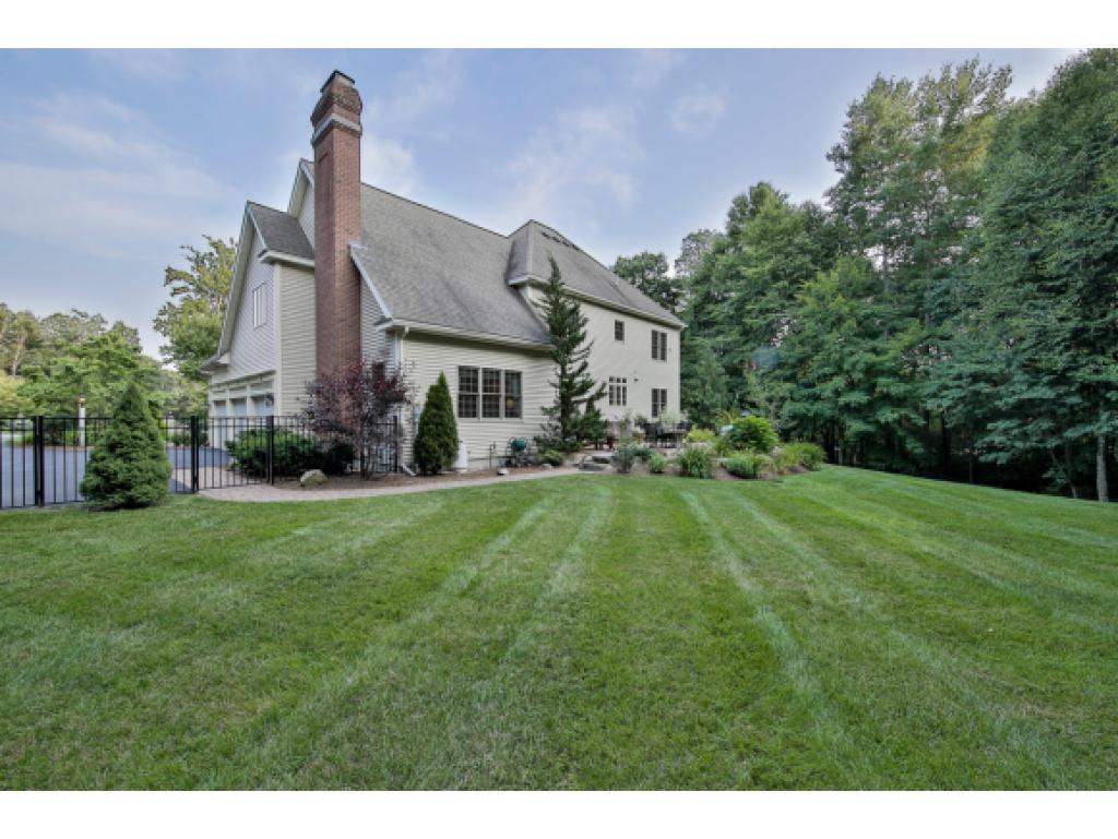 141 Brick Mill Road Bedford, NH 03110 - Photo 4 of 36