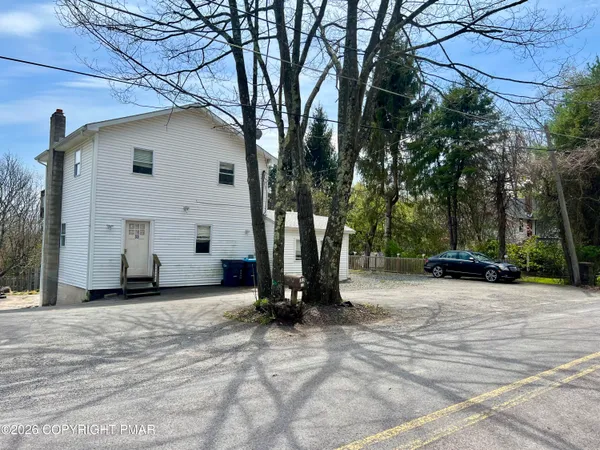 $305,000 | 33 Reeder Street, Mount Pocono, PA 18344