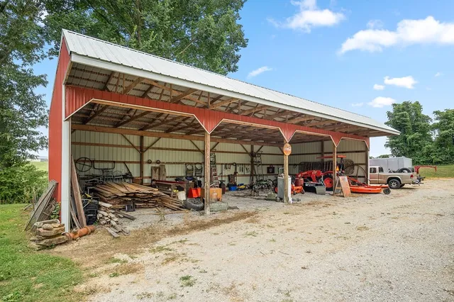 $375,000 | 822 Old Smithville Highway North, Sparta, TN 38583