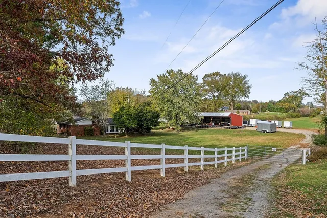 $375,000 | 822 Old Smithville Highway North, Sparta, TN 38583