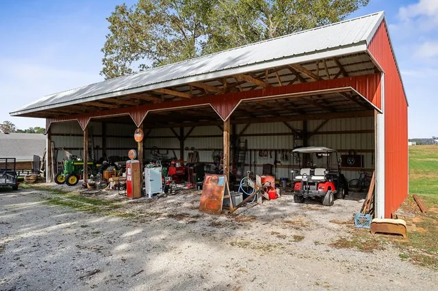 $375,000 | 822 Old Smithville Highway North, Sparta, TN 38583