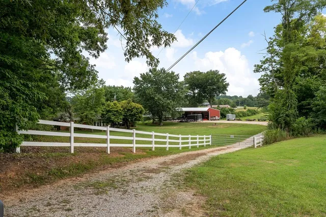 $375,000 | 822 Old Smithville Highway North, Sparta, TN 38583