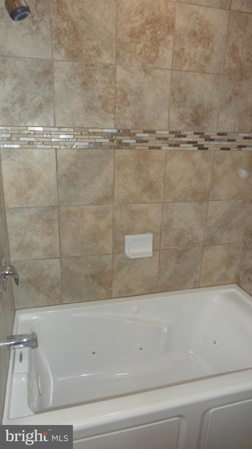 3428 Gaither Road Baltimore, MD 21244 - Photo 17 of 30 Bath (Master)