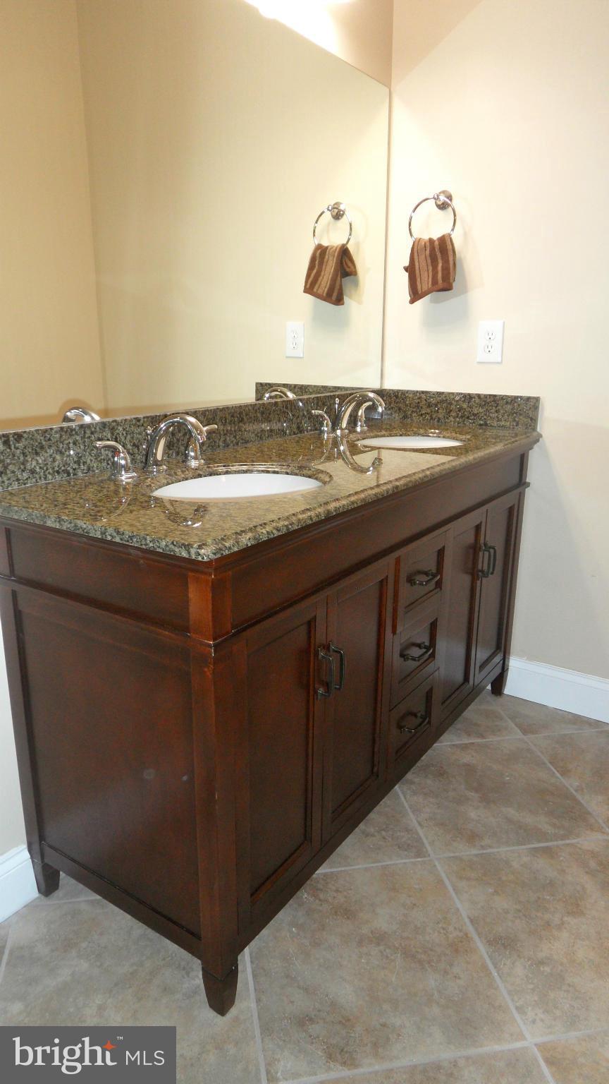 3428 Gaither Road Baltimore, MD 21244 - Photo 19 of 30 Double Vanity
