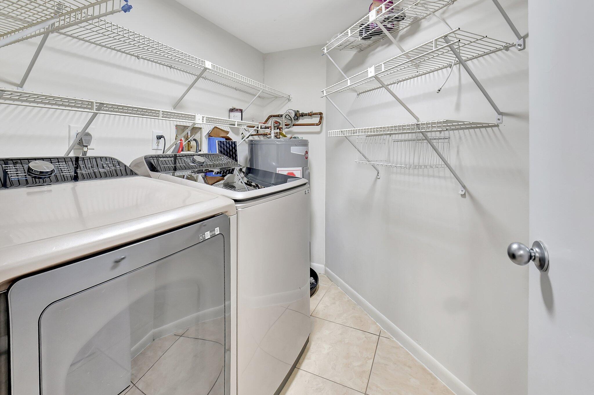 820 Lavers Circle, Unit G402 Delray Beach, FL 33444 - Photo 15 of 28 820 LAVERS CIRCEL #G402