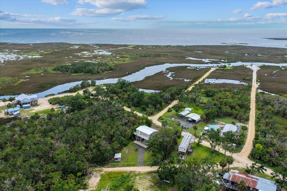 5829 Blue Fish Lane Perry, FL 32348 - Photo 11 of 46