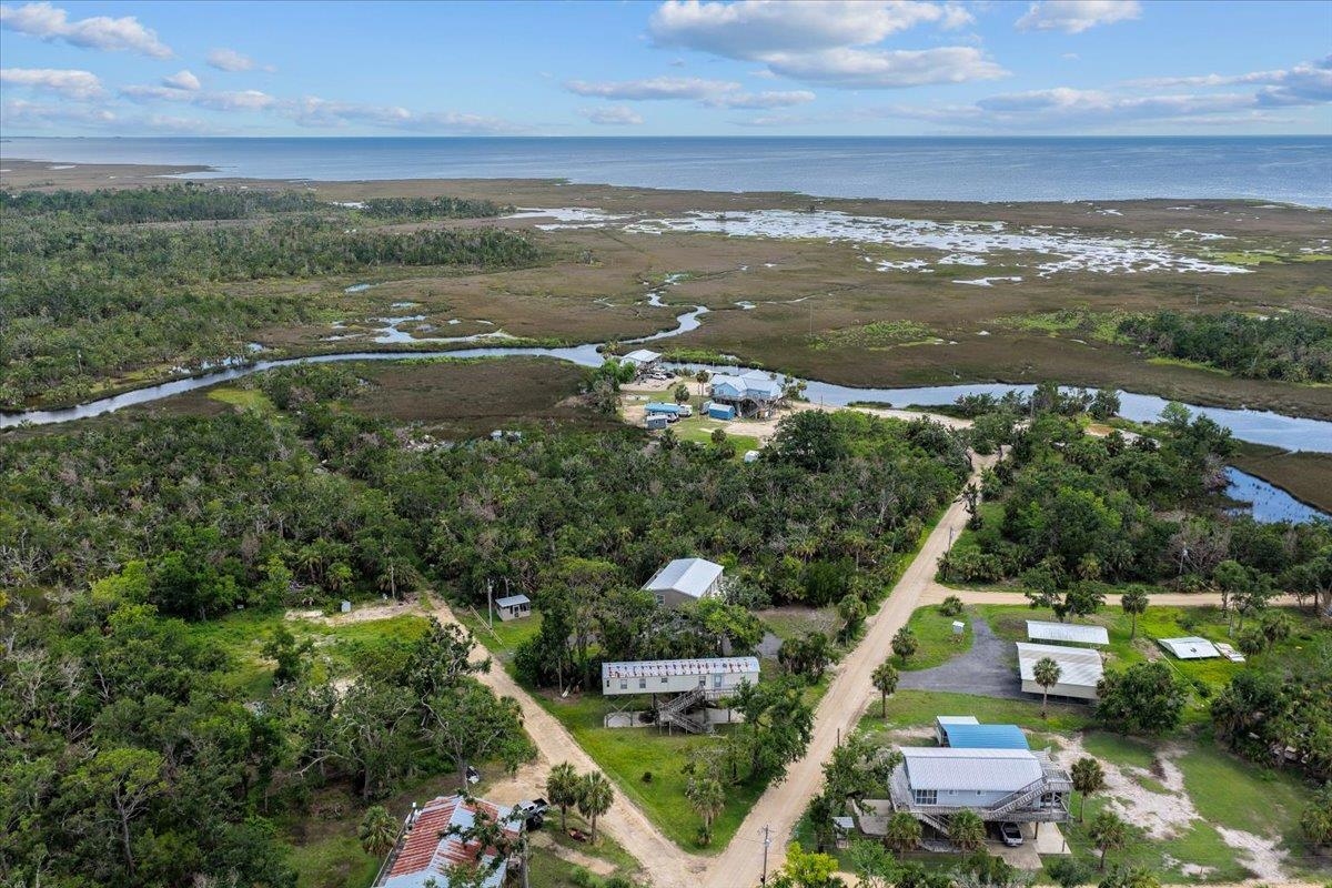 5829 Blue Fish Lane Perry, FL 32348 - Photo 10 of 46