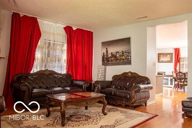 $375,000 | 10105 Yosemite Lane, Indianapolis, IN 46234