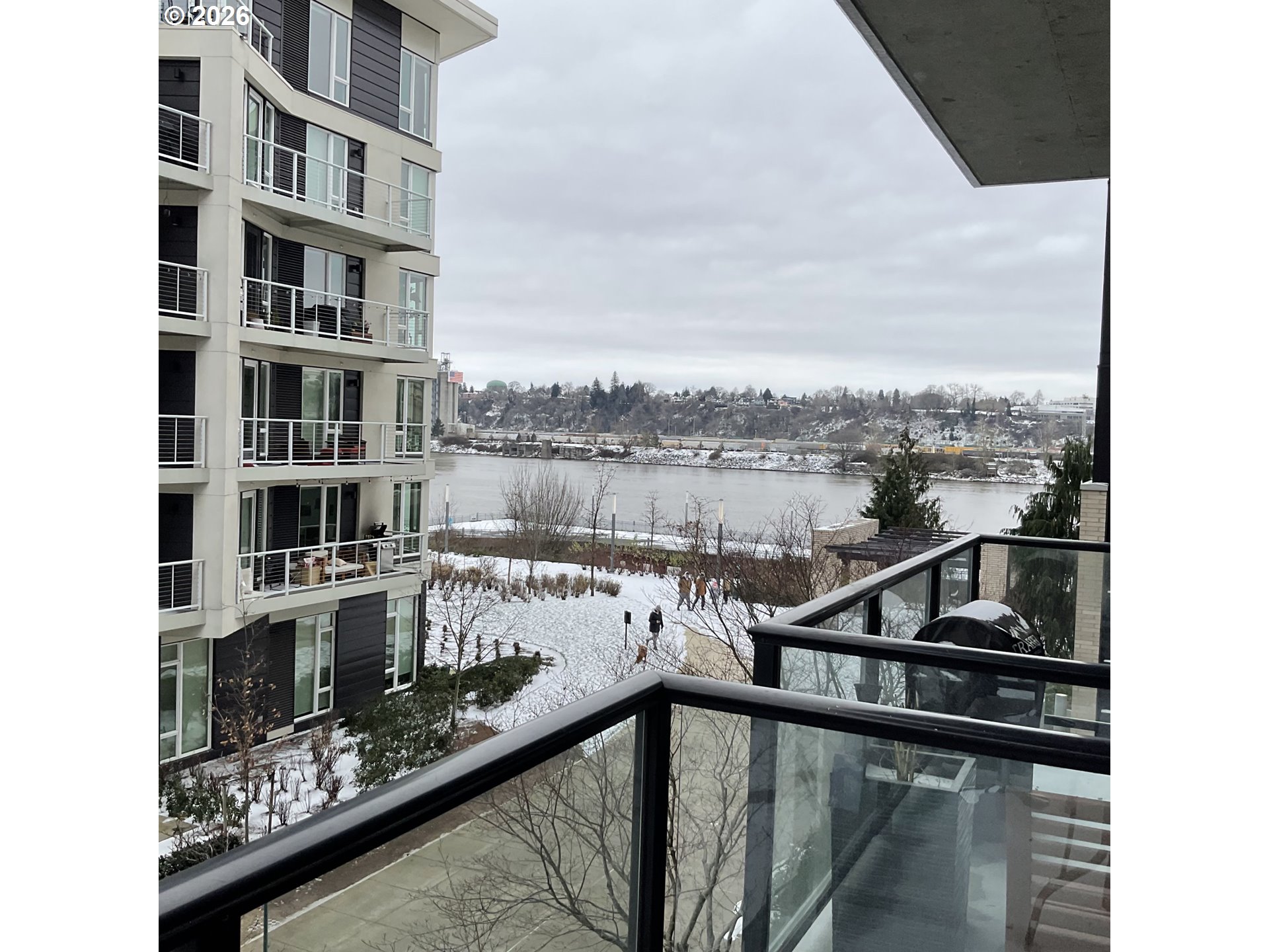 1830 Northwest Riverscape Street, Unit 307 Portland, OR 97209 - Photo 5 of 33