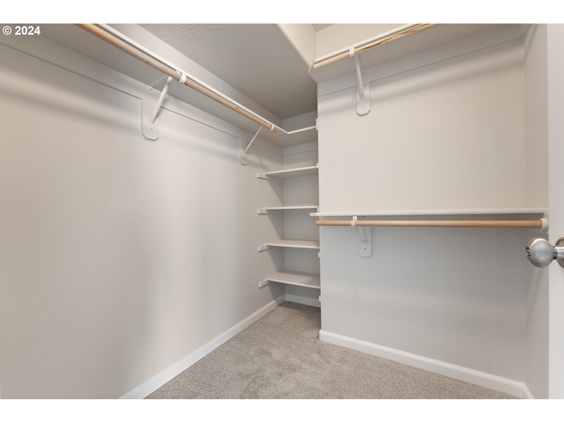 3149 Southwest 173rd Avenue Beaverton, OR 97003 - Photo 20 of 35 a view of an empty walk in closet