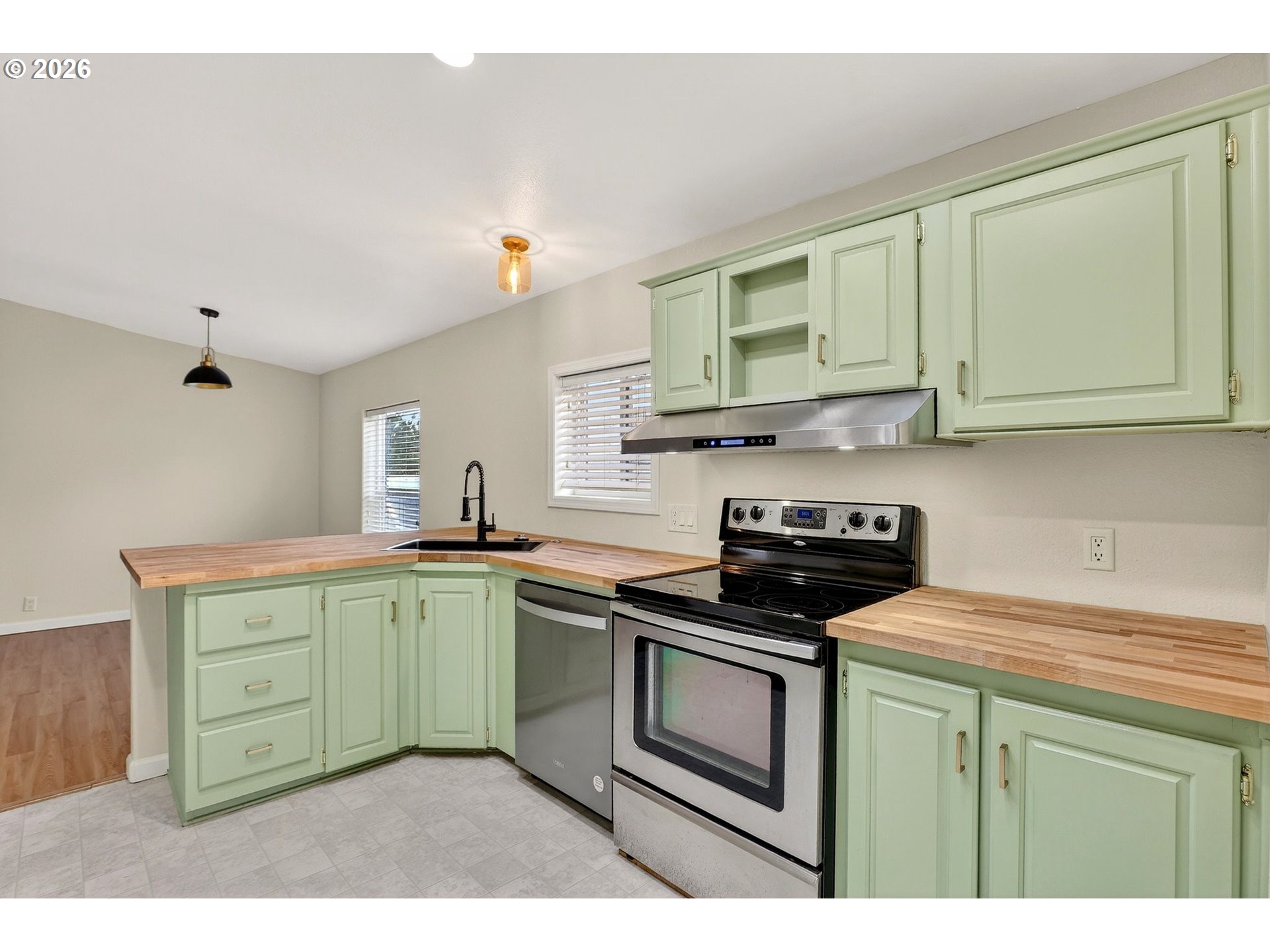 1949 Southeast Palmquist Road, Unit 7 Gresham, OR 97080 - Photo 8 of 22