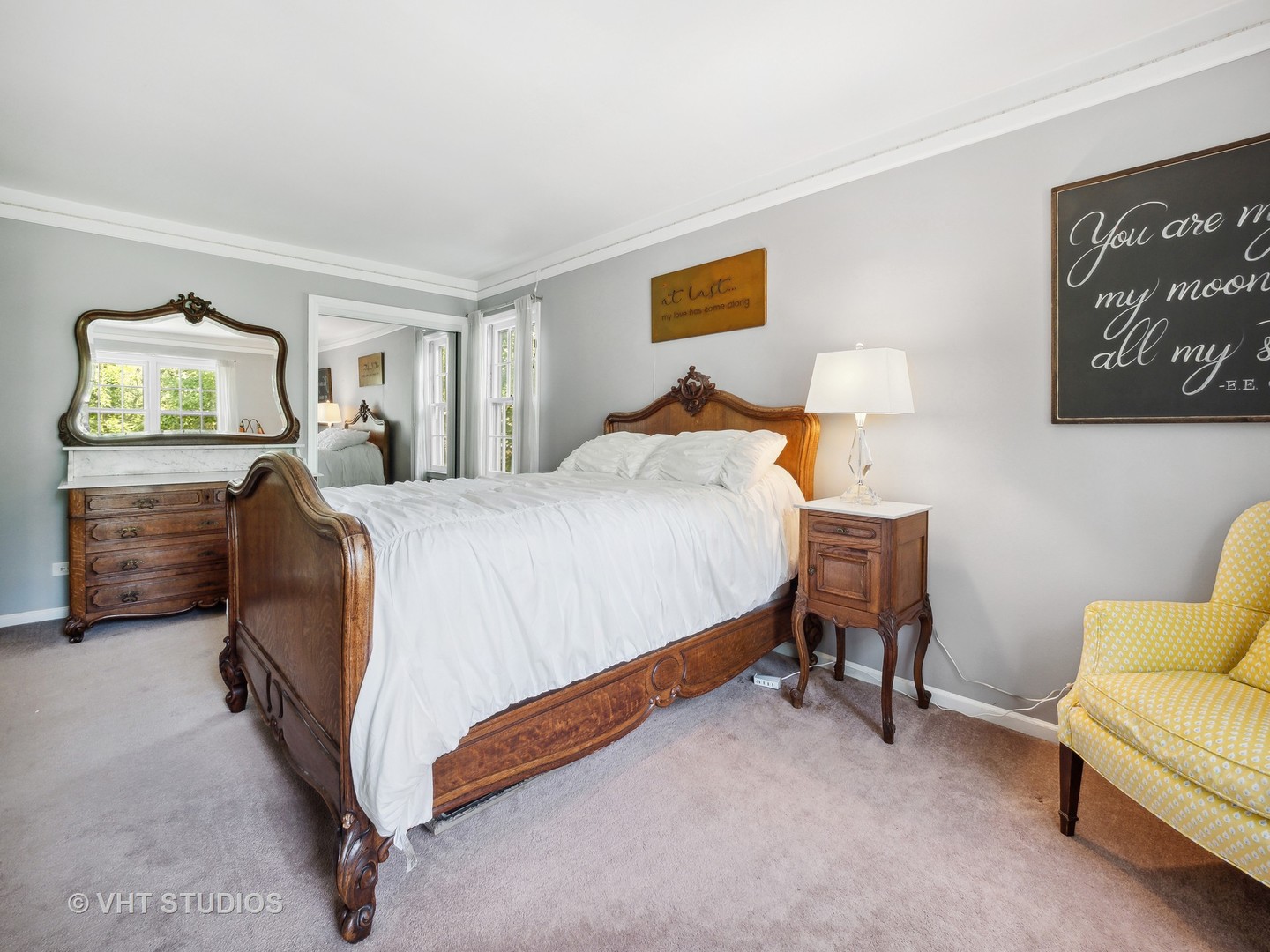940 Shermer Road Northbrook, IL 60062 - Photo 16 of 41 a bedroom with a bed and a couch