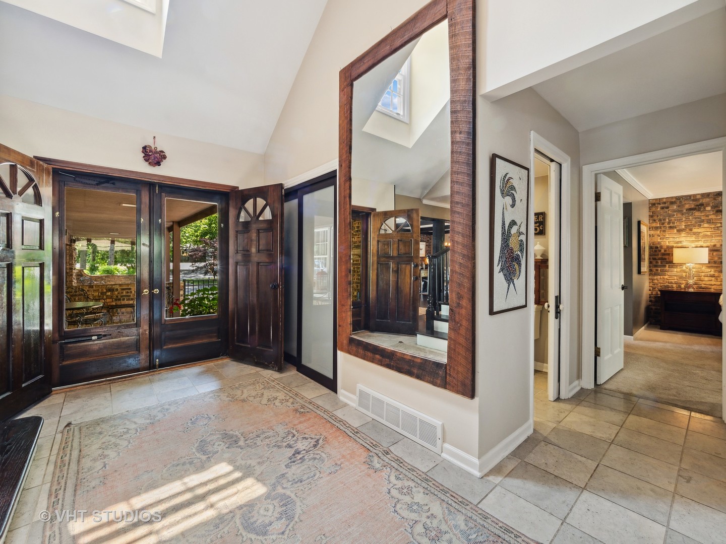 940 Shermer Road Northbrook, IL 60062 - Photo 2 of 41 a view of gallery with windows