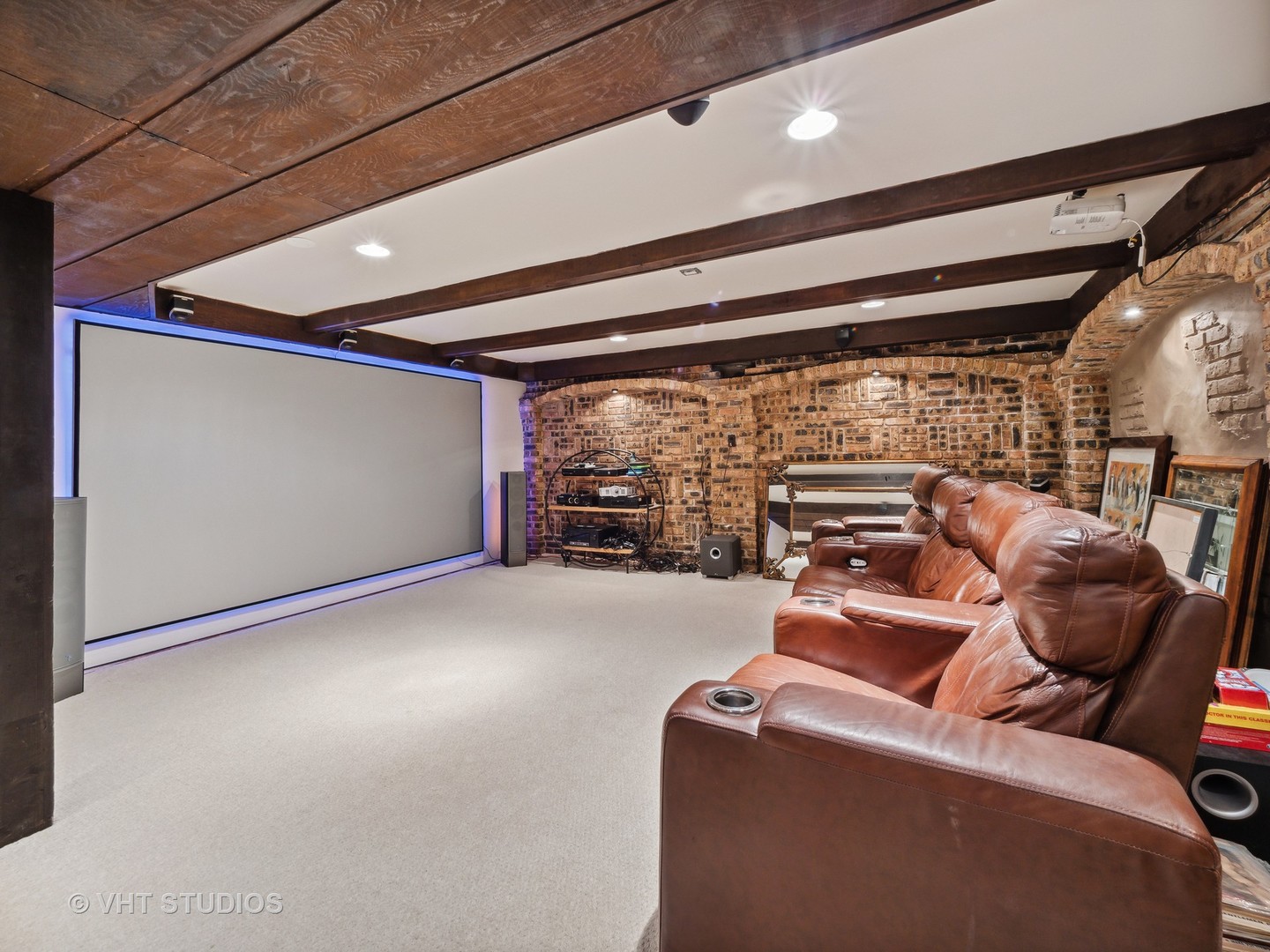 940 Shermer Road Northbrook, IL 60062 - Photo 9 of 41 a view of livingroom with furniture