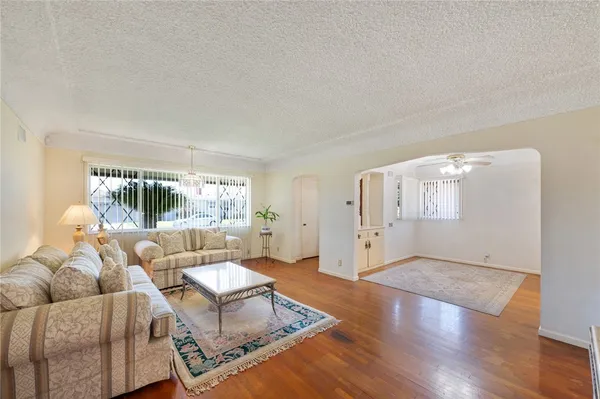 $881,500 | 14115 Leahy Avenue, Bellflower, CA 90706