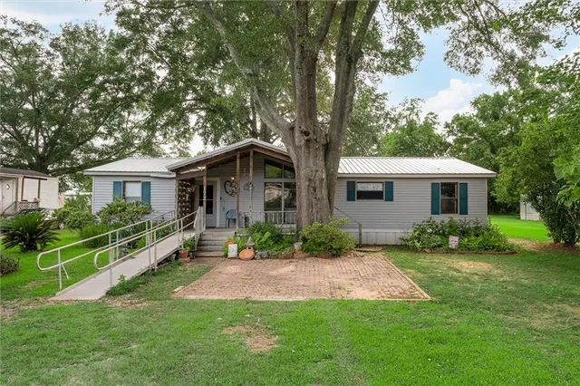 $104,500 | 172 Vienna Parkway, Natchitoches, LA 71457