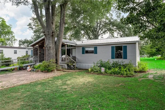 $104,500 | 172 Vienna Parkway, Natchitoches, LA 71457