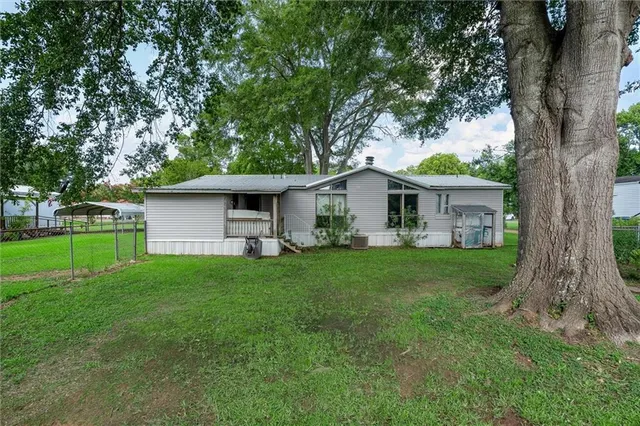 $104,500 | 172 Vienna Parkway, Natchitoches, LA 71457