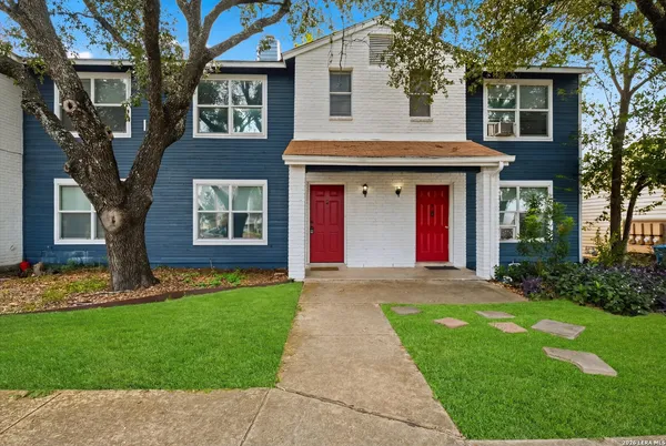 $1,400 | 11136 El Sendero Street, Unit 2, San Antonio, TX 78233