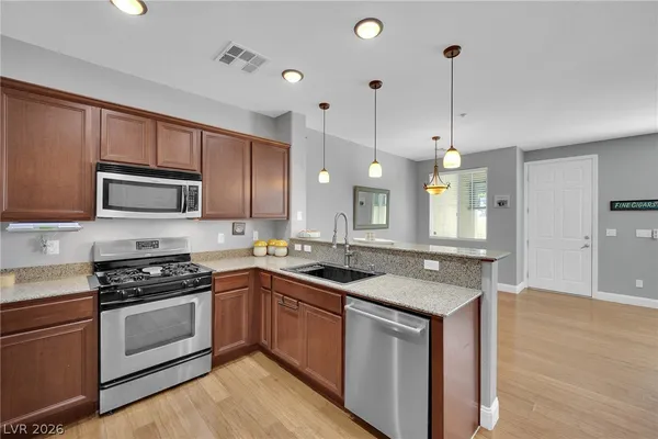 $369,500 | 1525 Spiced Wine Avenue, Unit 12103, Henderson, NV 89074