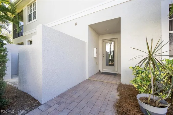 a view of a entryway of a house