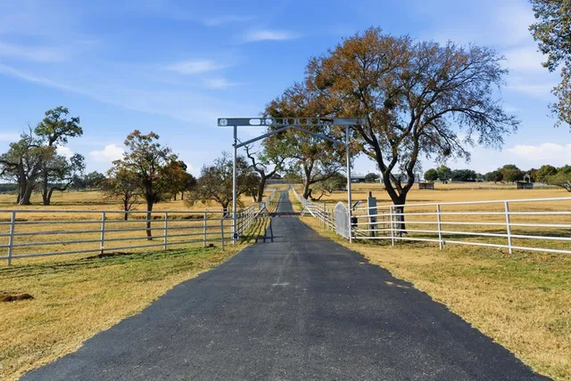 $3,757,000 | 2691 North Fm Road 51, Springtown, TX 76082