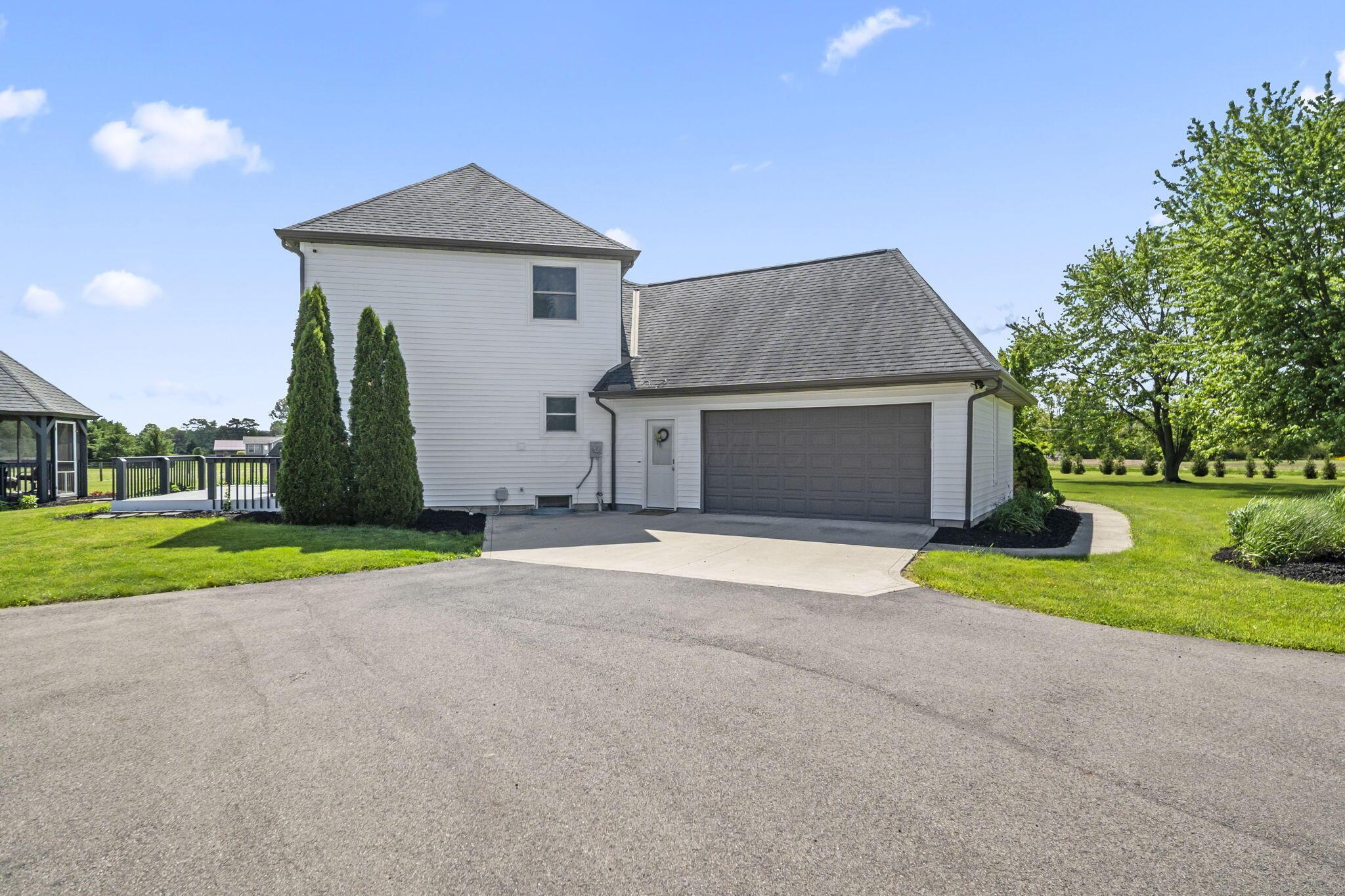 3022 Clark-Shaw Road Powell, OH 43065 - Photo 10 of 116 92-web-or-mls-A7406154