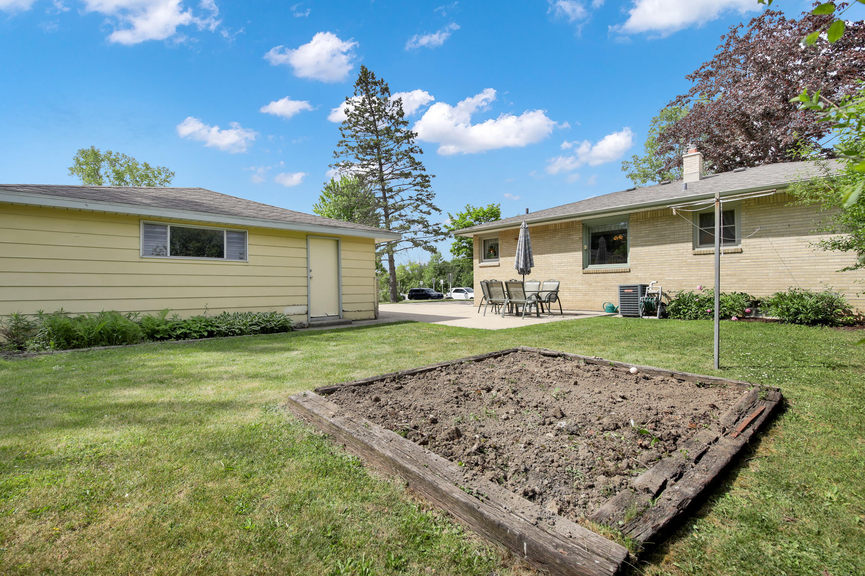 5020 North Lovers Lane Road Milwaukee, WI 53225 - Photo 29 of 32 5020 N Lovers Lane Rd-29