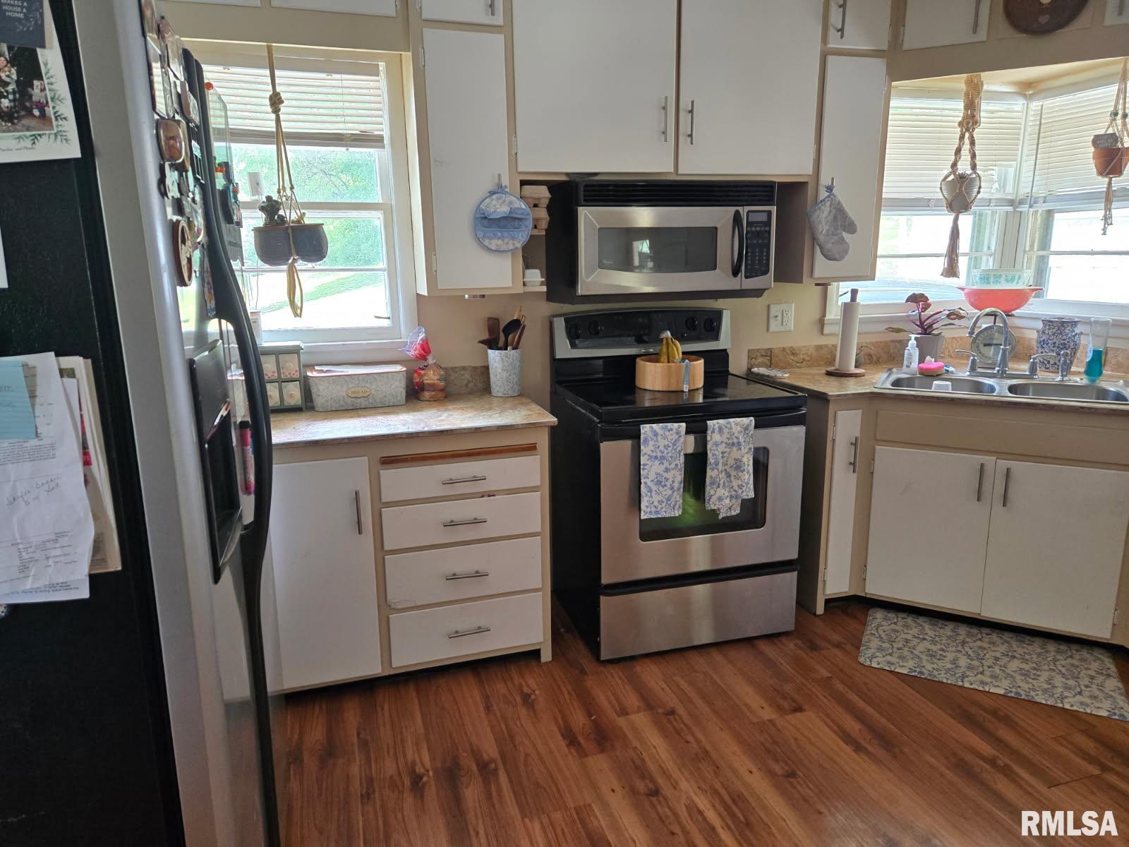 23544 North Urish Road Canton, IL 61520 - Photo 5 of 36