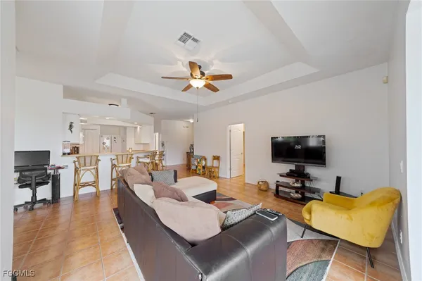 $287,500 | 620 Mirror Lakes Falls Lane, Lehigh Acres, FL 33974