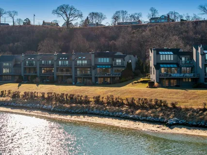 $1,699,000 | 6 Lady Jane Way, Northport, NY 11768