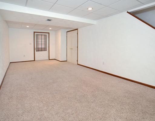 233 Rizzi Drive Irwin, PA 15642 - Photo 12 of 18 Den/Family/Great Room.