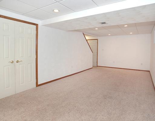 233 Rizzi Drive Irwin, PA 15642 - Photo 13 of 18 Den/Family/Great Room.