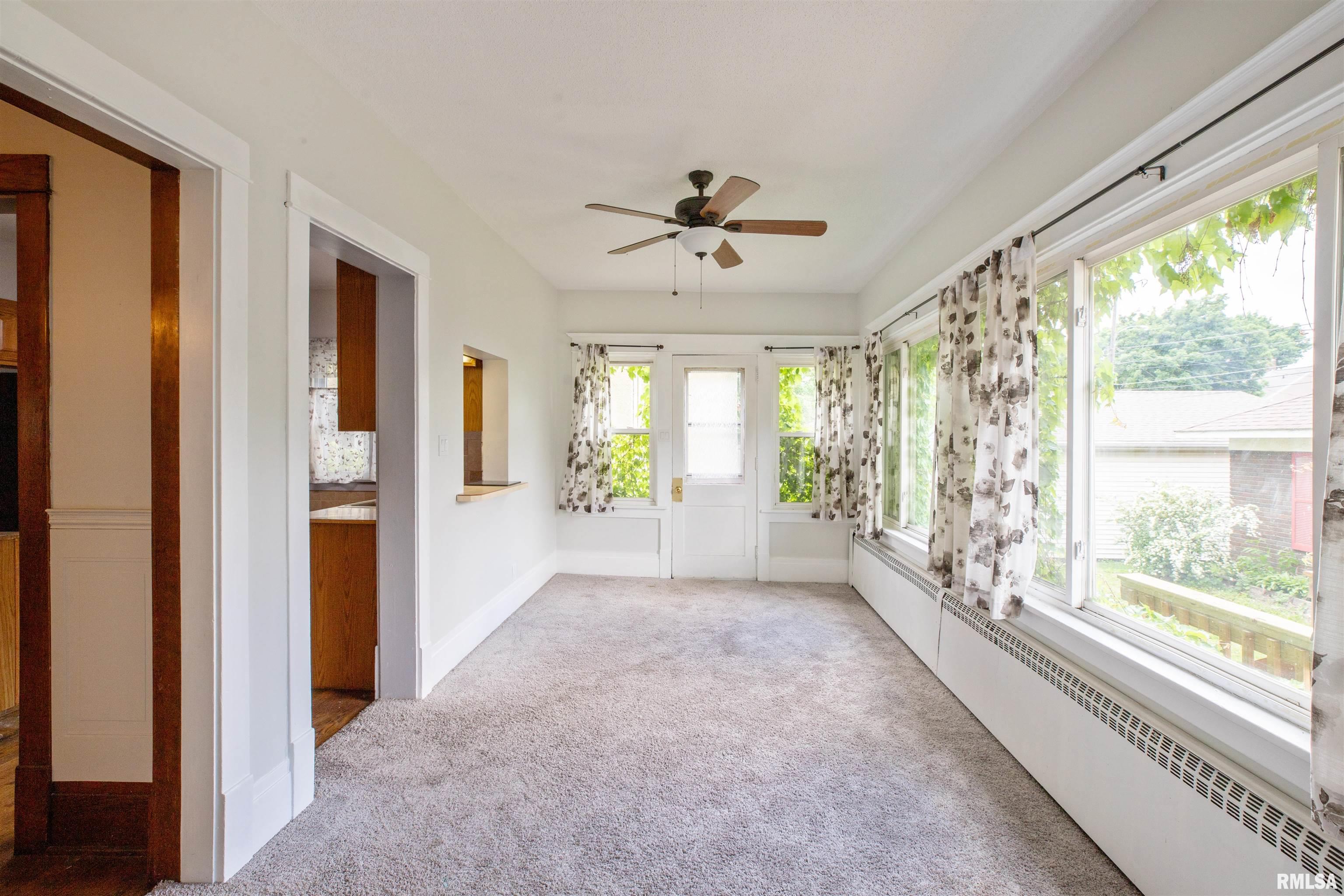 1022 Pershing Boulevard Clinton, IA 52732 - Photo 11 of 18 Gallery Image 11