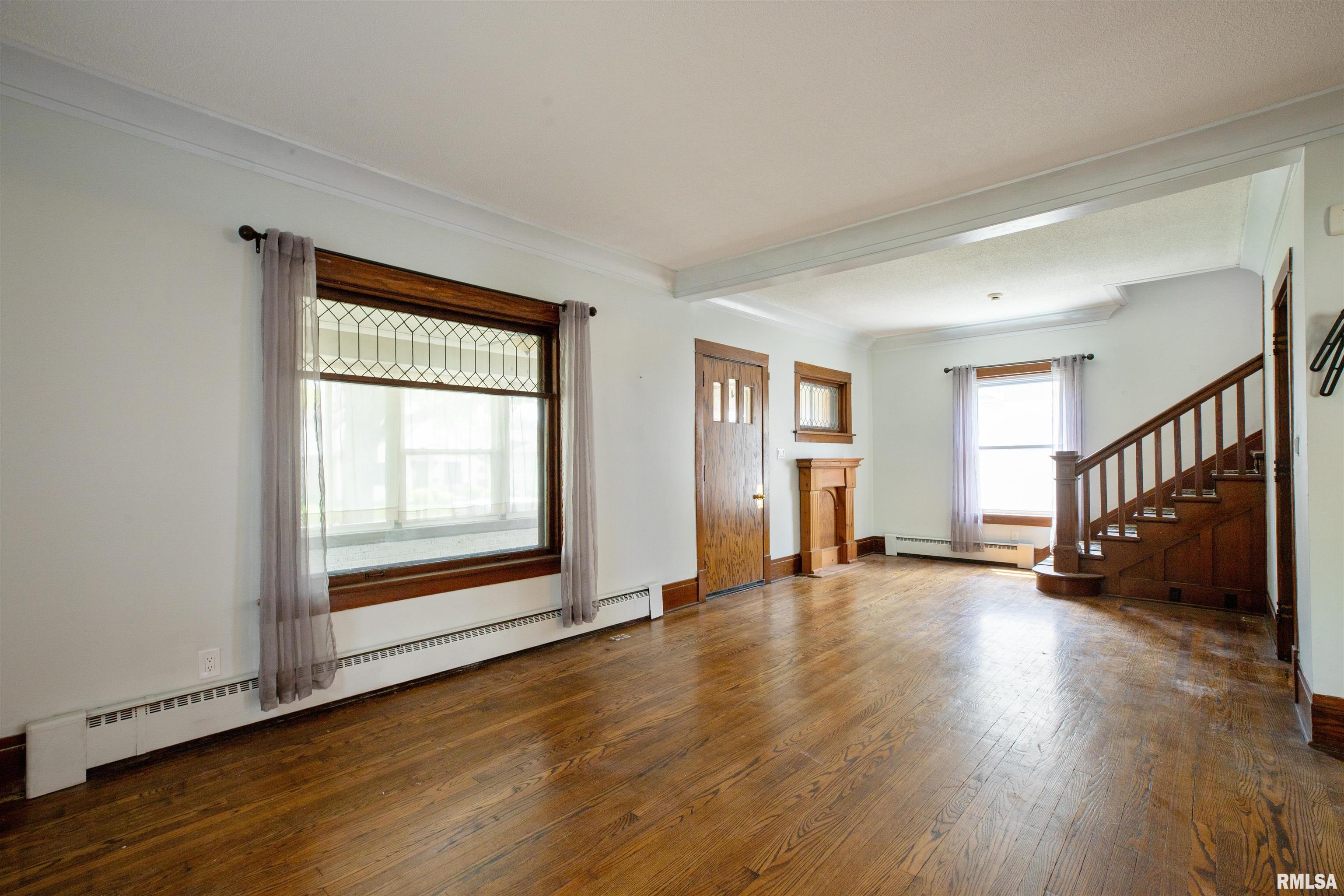 1022 Pershing Boulevard Clinton, IA 52732 - Photo 7 of 18 Gallery Image 7