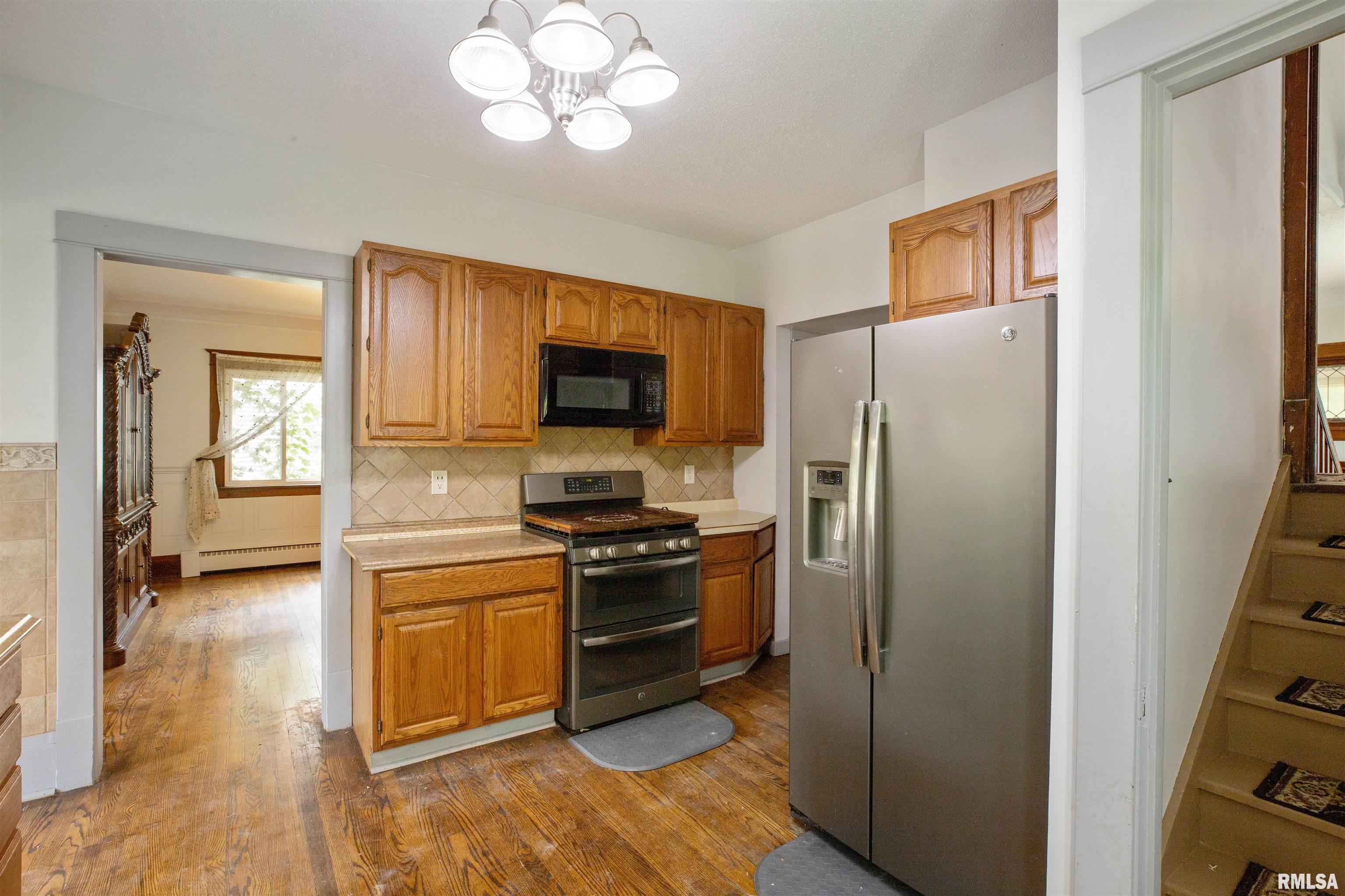 1022 Pershing Boulevard Clinton, IA 52732 - Photo 8 of 18 Gallery Image 8