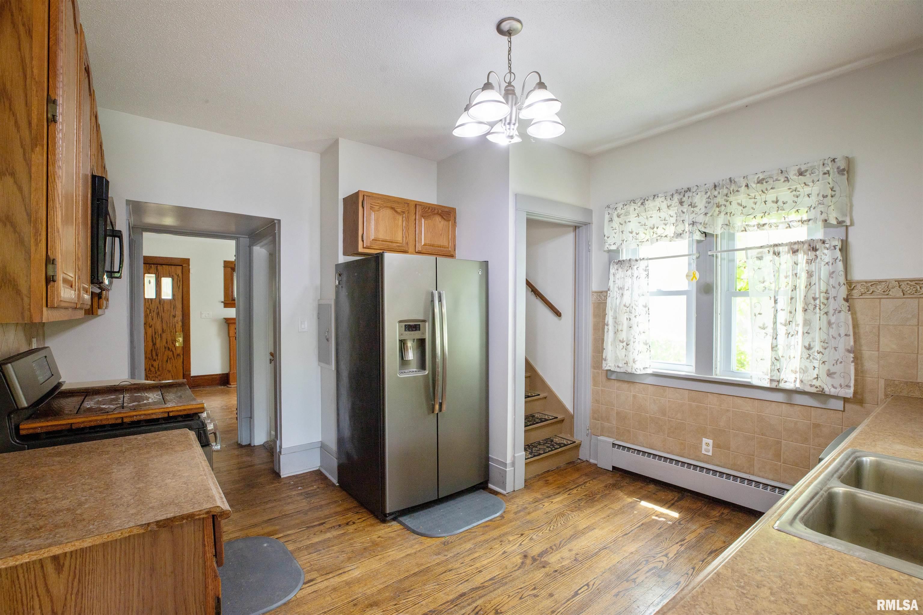 1022 Pershing Boulevard Clinton, IA 52732 - Photo 10 of 18 Gallery Image 10