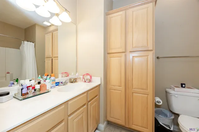 $189,000 | 4000 Lake Beau Pre Boulevard, Unit 17, Baton Rouge, LA 70820