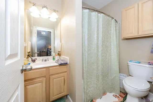 $189,000 | 4000 Lake Beau Pre Boulevard, Unit 17, Baton Rouge, LA 70820