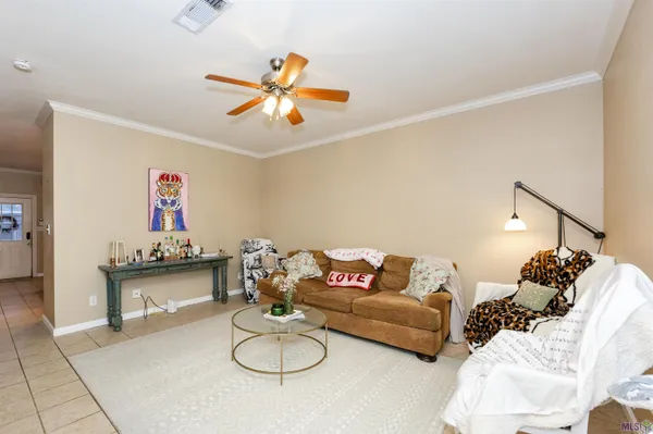 $185,000 | 4000 Lake Beau Pre Boulevard, Unit 17, Baton Rouge, LA 70820