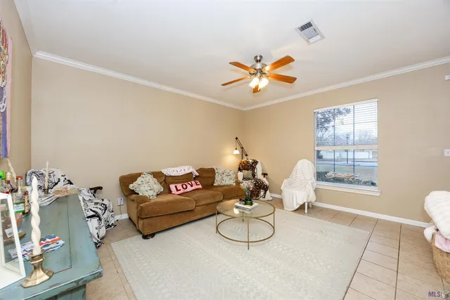 $189,000 | 4000 Lake Beau Pre Boulevard, Unit 17, Baton Rouge, LA 70820