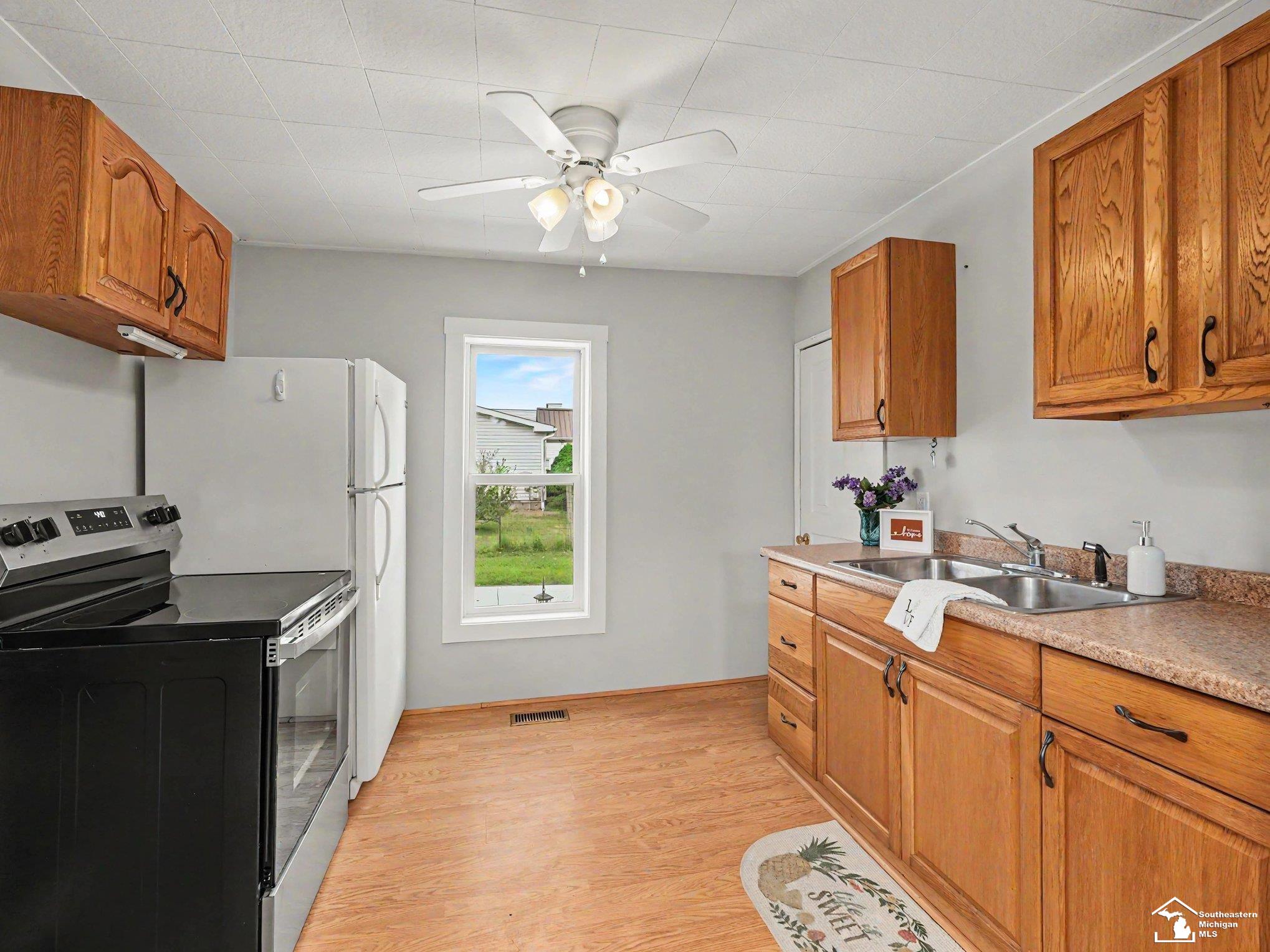 396 Wabash Road Milan, MI 48160 - Photo 8 of 27 50209849-4ffee388-0d69-45e7-8a80-305fe218ae5a.JPG