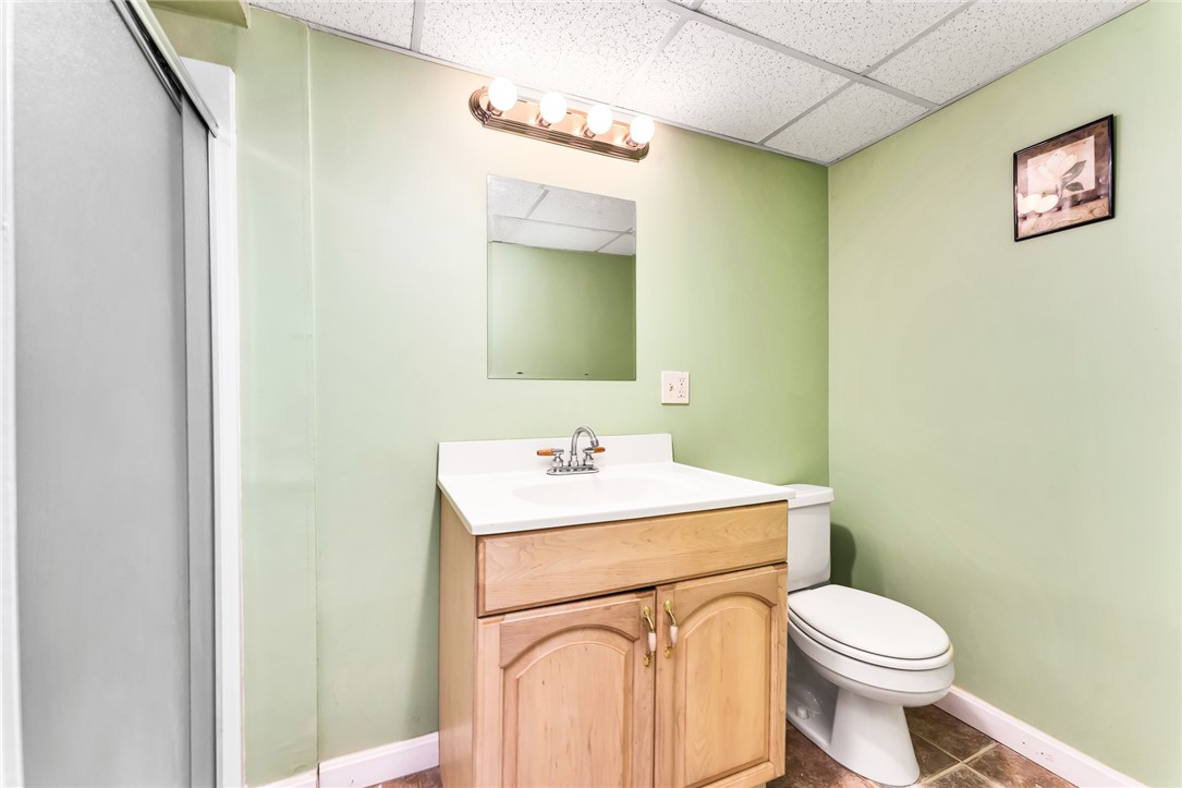 65 Narrows Road Bristol, RI 02809 - Photo 29 of 38