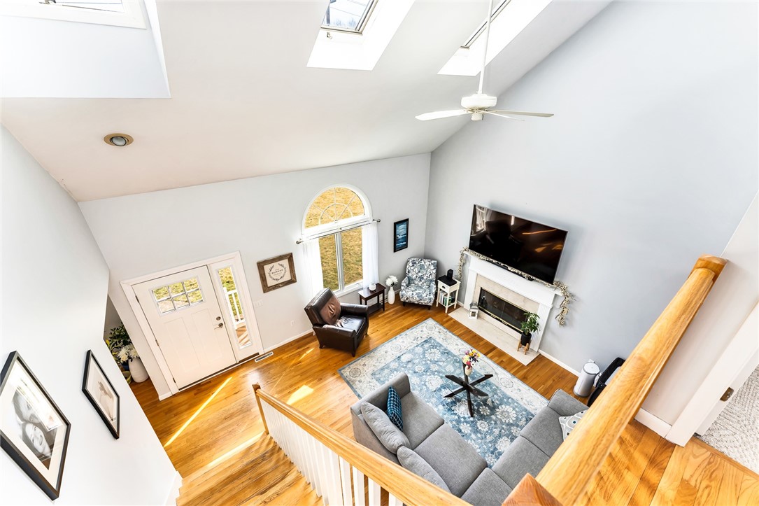 65 Narrows Road Bristol, RI 02809 - Photo 5 of 38