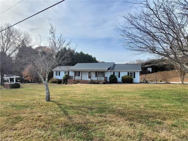 $2,300 | 1351 McKinney Road, Mount Airy, NC 27030