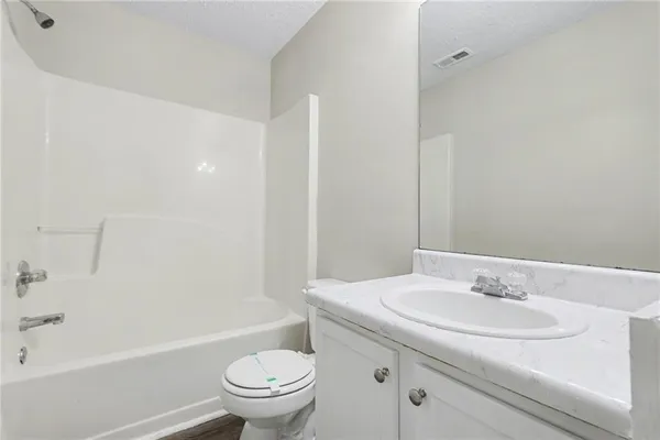 $179,900 | 3604 Ginnis Road, Unit 6, Atlanta, GA 30331