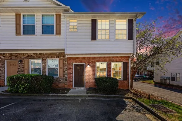 $179,900 | 3604 Ginnis Road, Unit 6, Atlanta, GA 30331