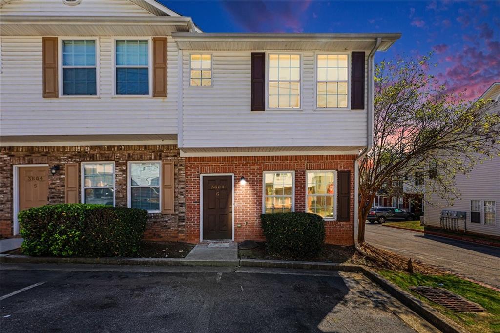 3604 Ginnis Road, Unit 6 Atlanta, GA 30331 - Photo 2 of 27